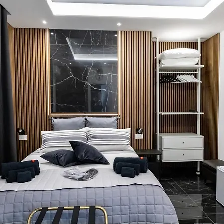 Gasthof Salandra Suite- Policlinico