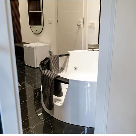 Salandra Suite- Policlinico Bari