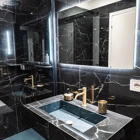 Salandra Suite- Policlinico 3* Bari