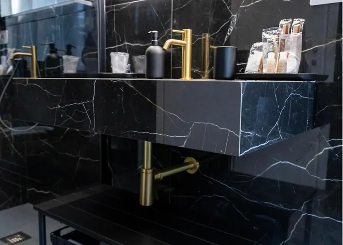 Salandra Suite- Policlinico