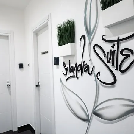 Salandra Suite- Policlinico Pensionat